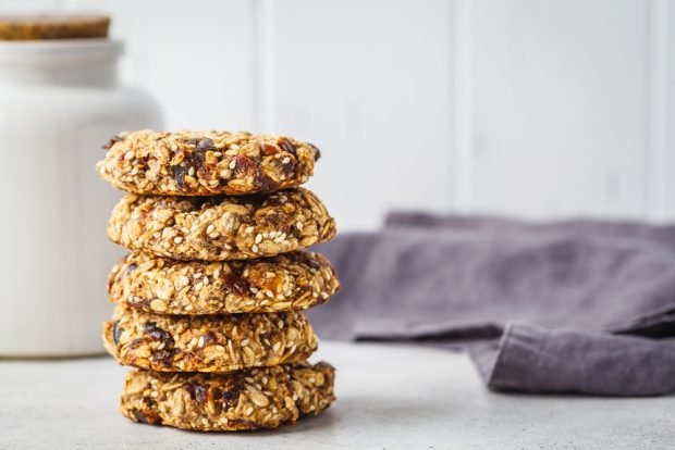 Cookies with oatmeal and dried fruits – a simple and delicious recipe for how to cook step-by-step