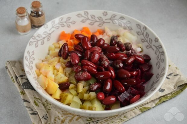 Light vinaigrette with beans: photo of recipe preparation, step 3