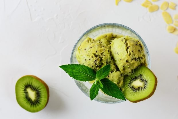 Kiwi ice cream is a simple and delicious recipe, how to cook step by step