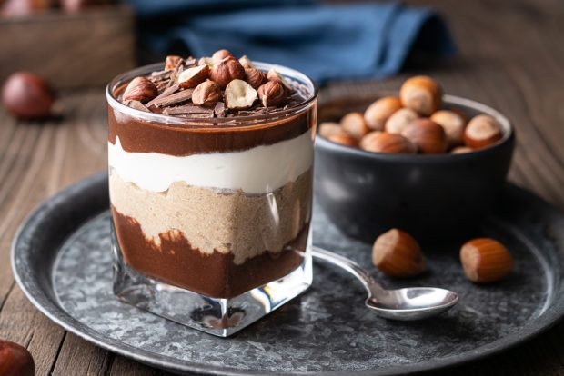 Layered chocolate mousse – a simple and delicious recipe, how to cook step by step