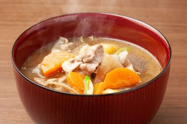 Miso soup with pork and vegetables is a simple and delicious recipe, how to cook step by step