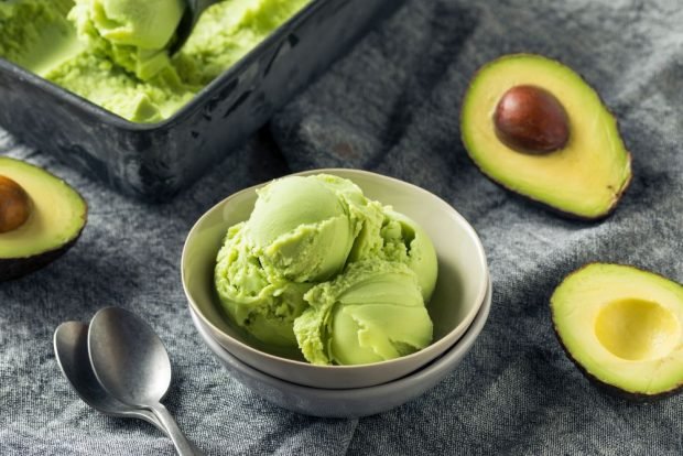 Avocado ice cream is a simple and delicious recipe, how to cook step by step