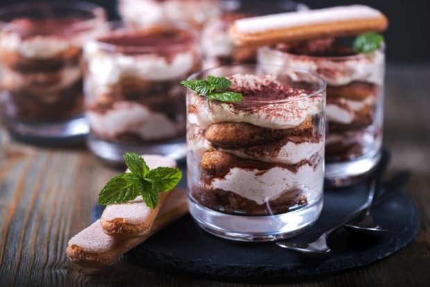 Lazy tiramisu is a simple and delicious recipe, how to cook step by step