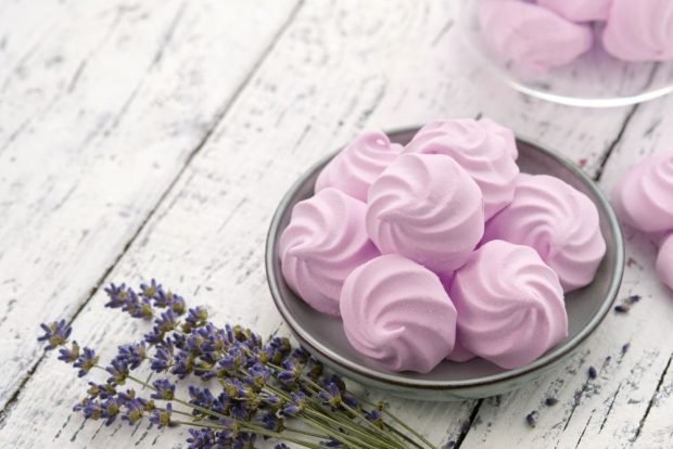 Lavender marshmallow is a simple and delicious recipe, how to cook step by step