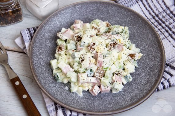 Salad with ham and celery: photo of recipe preparation, step 3