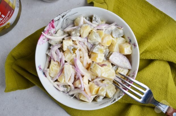 Salad with potatoes, pickles and onions – a simple and delicious recipe with photos (step by step)