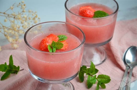 Fresh strawberry jelly : photo of recipe preparation, step 6