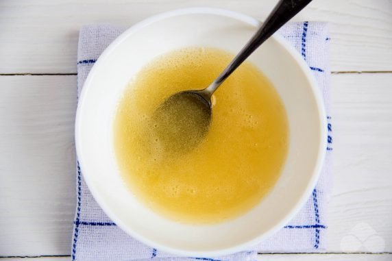 Marshmallow on gelatin : photo of recipe preparation, step 2