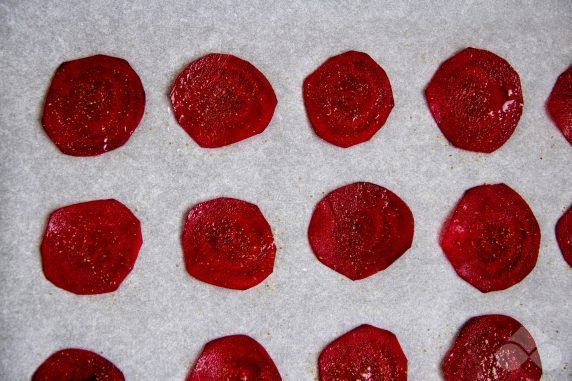 Beet chips: photo of recipe preparation, step 2