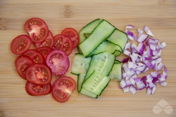 Hot dogs with sausages, vegetables and Korean carrots: photo of recipe preparation, step 1