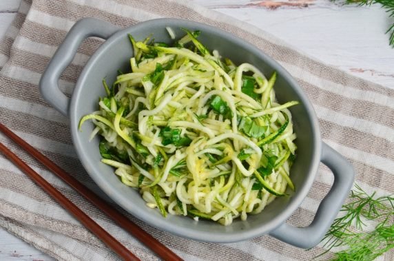 Zucchini in Korean: photo of recipe preparation, step 4