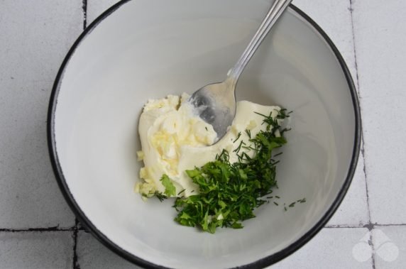 Sandwiches with radish and herbs: photo of recipe preparation, step 1