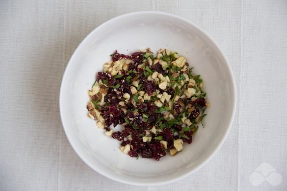 Cheese balls with cranberries and nuts: photo of recipe preparation, step 1