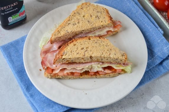 Bacon and vegetable sandwiches: photo of recipe preparation, step 5