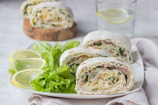 Tuna roll in lavash is a simple and delicious recipe, how to cook step by step