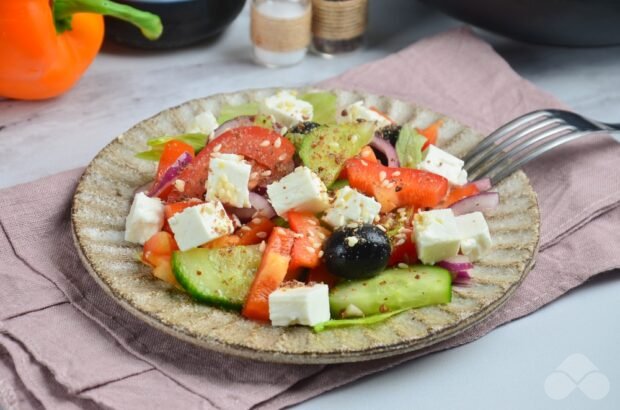 Greek salad with feta – a simple and delicious recipe with photos (step by step)