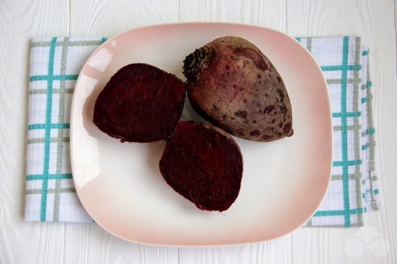 Salad with beetroot and cottage cheese: photo of recipe preparation, step 1