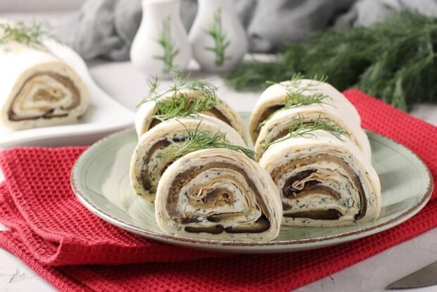 Pita bread roll with eggplant and cream cheese is a simple and delicious recipe how to cook step by step