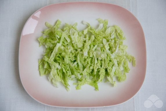 Quick Peking cabbage salad: photo of recipe preparation, step 1