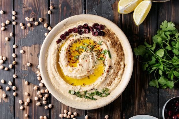 The recipe for perfect hummus is a simple and delicious recipe, how to cook step by step