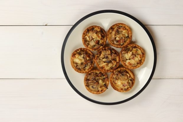 Julienne in tartlets with mushrooms and chicken – a simple and delicious recipe, how to cook step by step