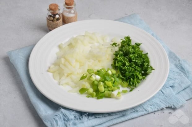 Herring under a fur coat without mayonnaise: photo of recipe preparation, step 2