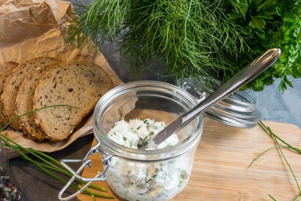 Spread of cottage cheese and herbs – a simple and delicious recipe, how to cook step by step