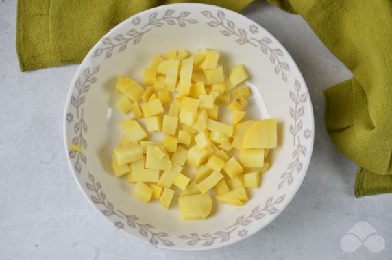 Potato salad with smoked sausage: photo of recipe preparation, step 1