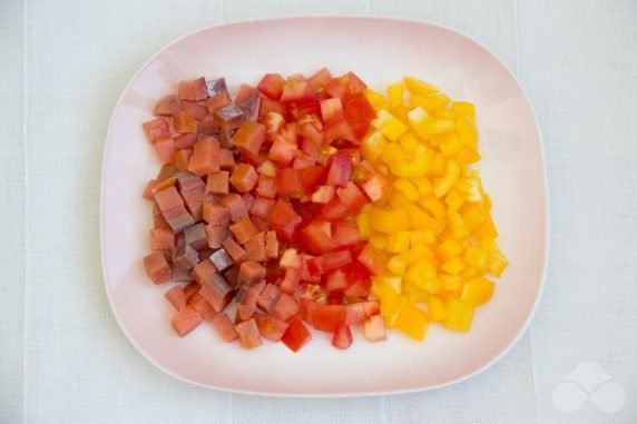 Salad with red fish, corn and vegetables: photo of recipe preparation, step 1