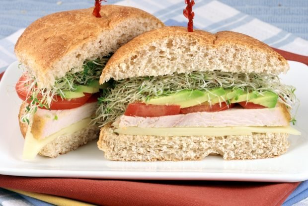 Turkey sandwich – a simple and delicious recipe, how to cook step by step