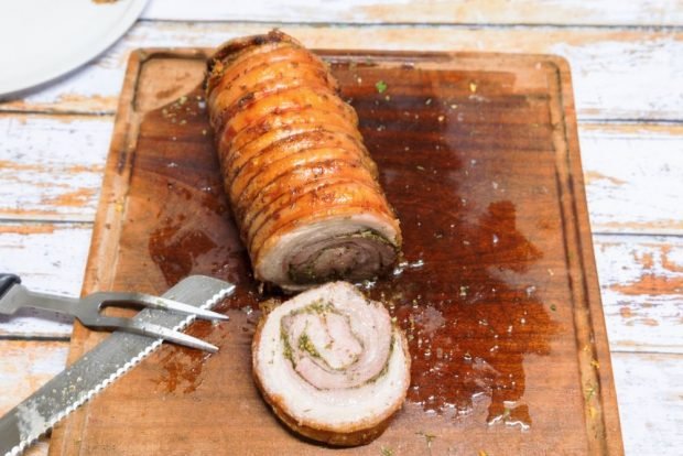 Pork belly roll in the oven is a simple and delicious recipe, how to cook step by step