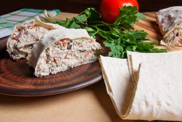 Lavash roll with chicken and feta is a simple and delicious recipe, how to cook step by step