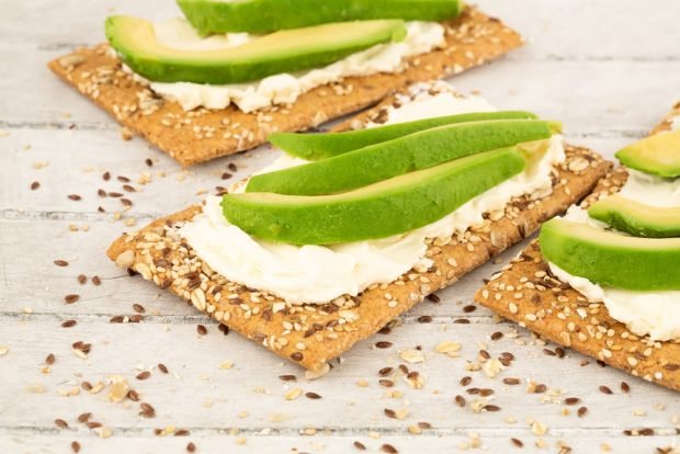 Simple diet sandwiches with avocado – a simple and delicious recipe, how to cook step by step