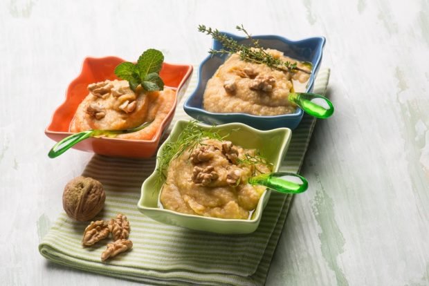 Hummus with walnuts is a simple and delicious recipe, how to cook step by step