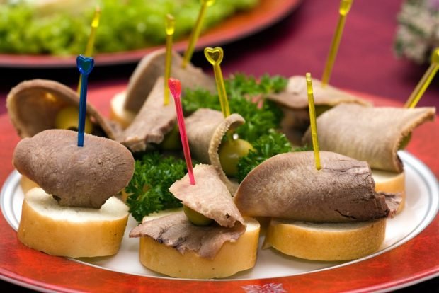 Beef tongue canapes are a simple and delicious recipe, how to cook step by step