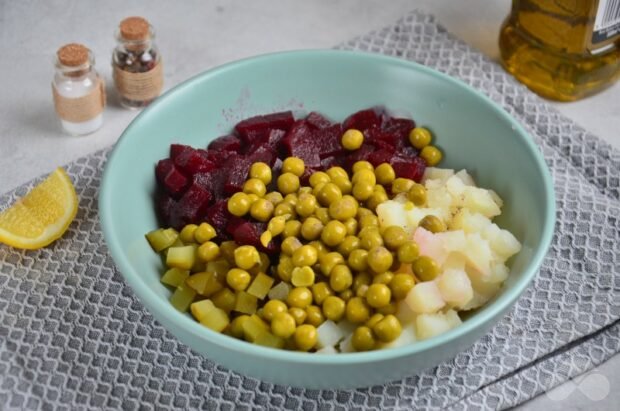 Vinaigrette with lemon dressing: photo of recipe preparation, step 4