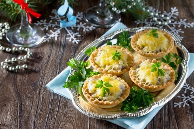 Tartlets with mushrooms and cheese – a simple and delicious recipe, how to cook step by step