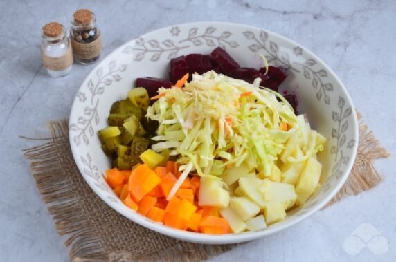 Vinaigrette with green onion and garlic: photo of recipe preparation, step 3