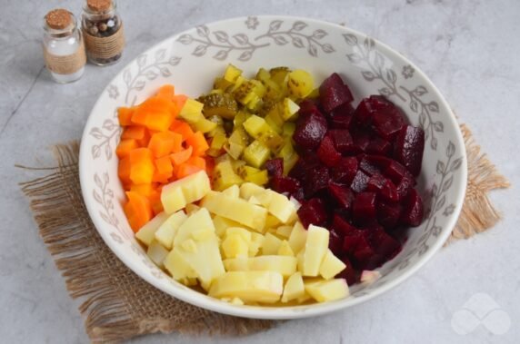 Vinaigrette with green onion and garlic: photo of recipe preparation, step 2