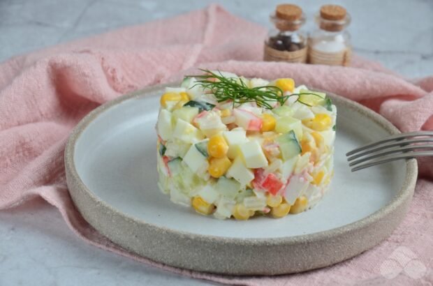 Salad with rice, eggs and crab sticks – a simple and delicious recipe with photos (step by step)