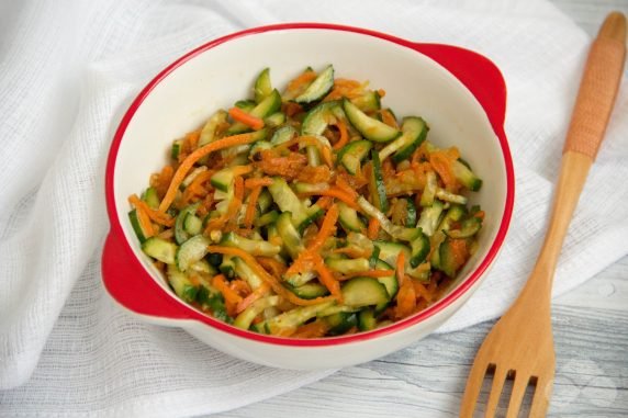 Korean carrot and cucumber salad: photo of recipe preparation, step 4