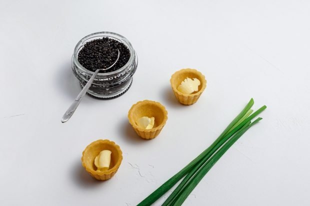 Tartlets with halibut caviar – a simple and delicious recipe, how to cook step by step