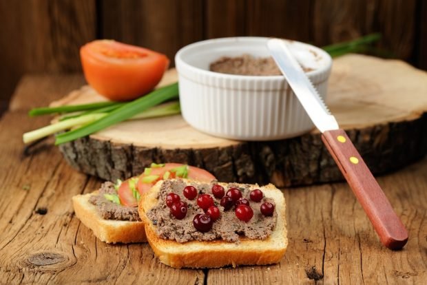 Chicken liver pate with champignons – a simple and delicious recipe, how to cook step by step