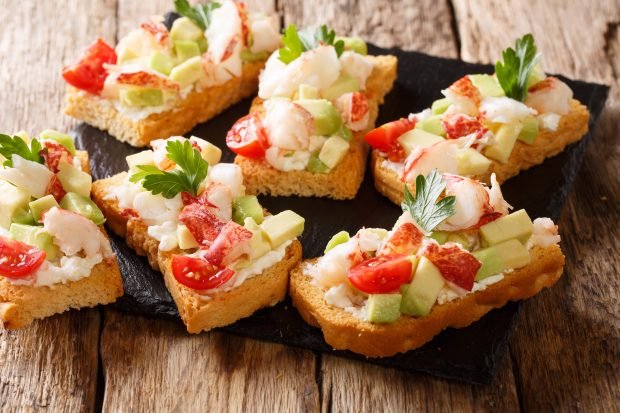 Bruschetta with crab and avocado – a simple and delicious recipe, how to cook step by step