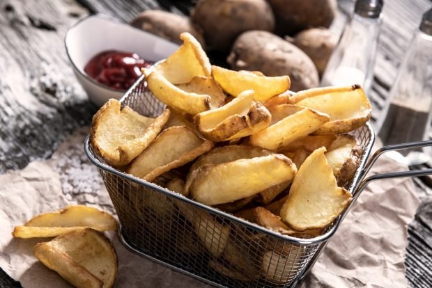 Homemade chips in the oven – a simple and delicious recipe, how to cook step by step