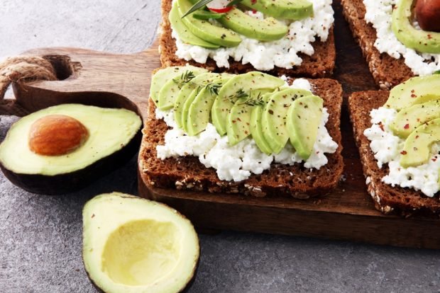 PP avocado sandwiches