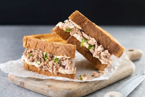 Sandwich with canned tuna – a simple and delicious recipe, how to cook step by step