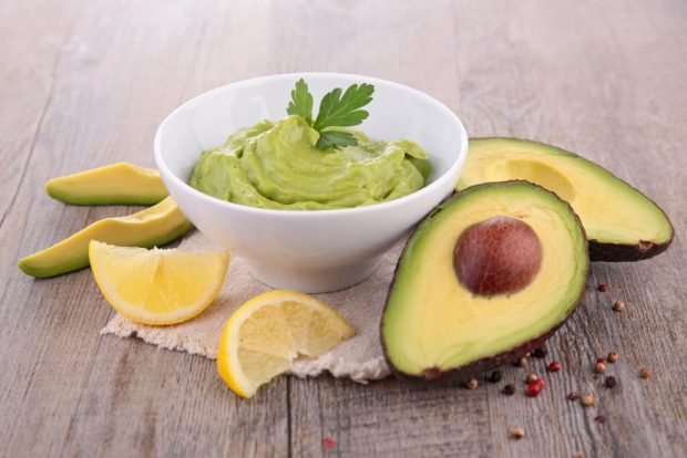 A simple spread of avocado for sandwiches at home – a simple and delicious recipe, how to cook step by step