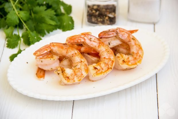 Grilled king prawns – a simple and delicious recipe with photos (step by step)