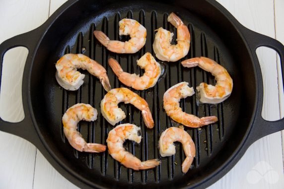 Grilled king prawns: photo of recipe preparation, step 5